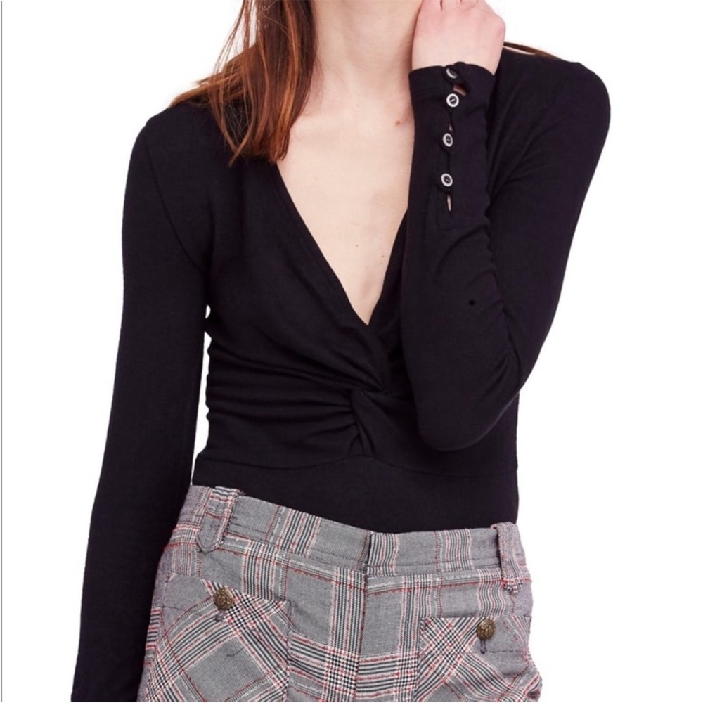 NWT Free People All Types Of Twisted Black V-Neck Sweater Top Size Large